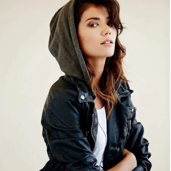 Free People New Dawn Hooded Vegan Leather Jacket Size XS - Picture 2 of 7